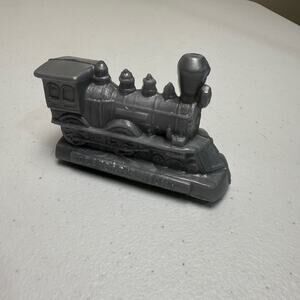 MOLD-A-RAMA TRAIN STEAM LOCOMOTIVE henry ford museum Greenfield village Detroit